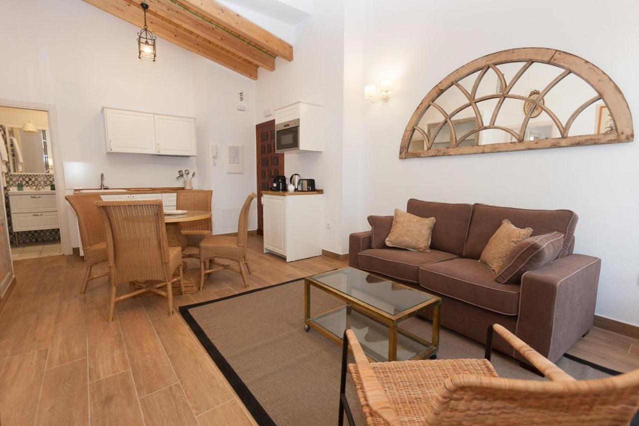 דירות חרז Patios De La Riva מראה חיצוני תמונה