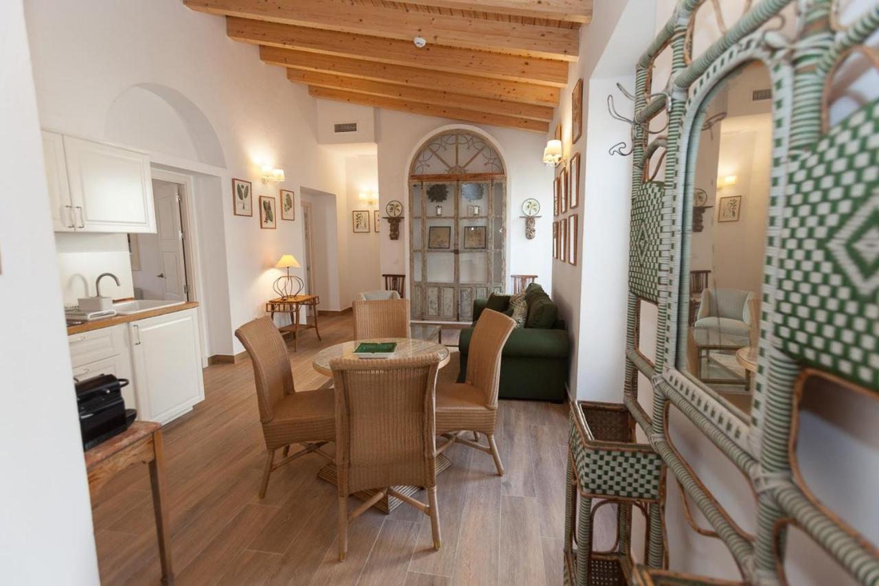 דירות חרז Patios De La Riva מראה חיצוני תמונה