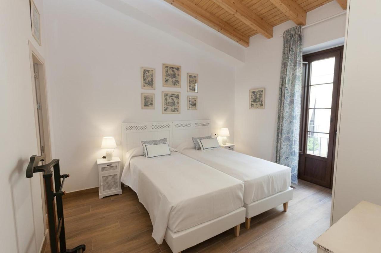 דירות חרז Patios De La Riva מראה חיצוני תמונה